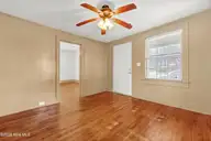 1314 Queen Street, Wilmington, NC 28401 — 3-bedroom home in Dawson-Castle Street, Wilmington, NC, photo 19 of 29: 019_img_9058_504