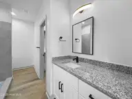 321 Yawl Street, Elizabeth City, NC 27909 — 5-bedroom home in Tooley Harbor, Elizabeth City, NC, photo 23 of 29: Primary Bathroom