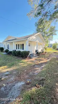 4065 East Avenue, Ayden, NC 28513 — 2-bedroom home, Ayden, NC, photo 3 of 27: IMG_7560