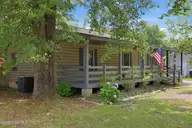 866 Mill River Road, Jacksonville, NC 28540 — 3-bedroom home in West River, Jacksonville, NC, photo 3 of 37
