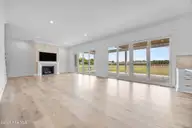 523 Ballast Point Road, Hampstead, NC 28443 — 5-bedroom waterfront home in Sloop Point Plantation, Hampstead, NC, photo 21 of 61: 23_dining area
