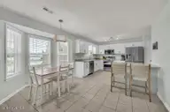 7115 Brittany Lakes Drive, Wilmington, NC 28411 — 4-bedroom waterfront home in Brittany Lakes, Wilmington, NC, photo 10 of 37