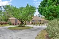 2016 Lynnwood Drive, Wilmington, NC 28403 — 4-bedroom home in Glen Meade, Wilmington, NC, photo 2 of 28