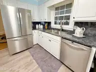 2778 Forrest Drive, Kinston, NC 28504 — 3-bedroom home in Castle Oaks, Kinston, NC, photo 16 of 43: IMG_1875