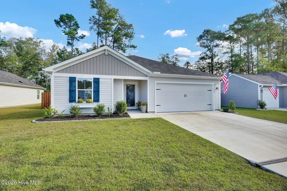 5260 Soy Bean Drive NE, Winnabow, NC 28479 — 4-bedroom home in Country Walk, Winnabow, NC, photo 1 of 24: 5260 Soy Bean Dr.