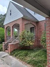 201 E Bell Street, Tabor City, NC 28463 — 4-bedroom home, Tabor City, NC, photo 7 of 28