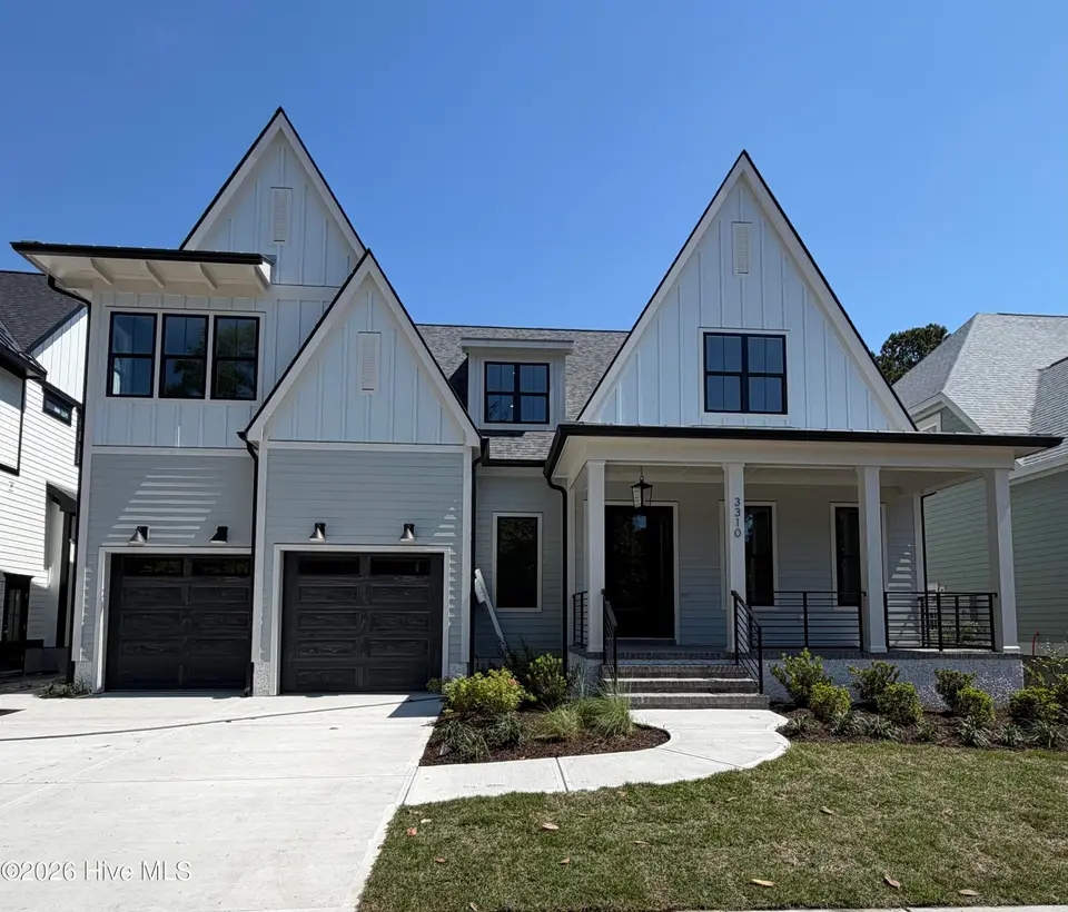 3310 Shelter Sound Court, Wilmington, NC 28409 — 5-bedroom home in East and Mason, Wilmington, NC, photo 1 of 29: IMG_9370