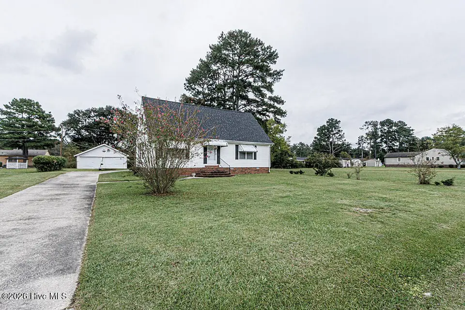 1821 Augustus Drive, Rocky Mount, NC 27801 — 3-bedroom home, Rocky Mount, NC, photo 1 of 59: 0001-IMG_2526