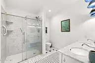 108 Portside Lane, New Bern, NC 28562 — 3-bedroom waterfront home in River Bend, New Bern, NC, photo 19 of 32: Primary bath