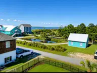 7120 Canal Drive, Emerald Isle, NC 28594 — 4-bedroom waterfront home in Archers Point, Emerald Isle, NC, photo 18 of 43: IMG_9285