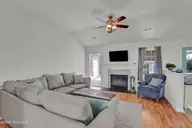 2217 Loblolly Court, Wilmington, NC 28411 — 3-bedroom home in Meadowbrook, Wilmington, NC, photo 5 of 40: 005_img_1291_522
