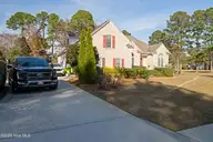 602 Taberna Circle, New Bern, NC 28562 — 3-bedroom home in Taberna, New Bern, NC, photo 7 of 43: 602 Taberna Circle-3