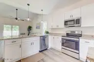 548 Timbercrest Circle SE, Bolivia, NC 28422 — 3-bedroom townhome in Autumn Trail, Bolivia, NC, photo 8 of 32