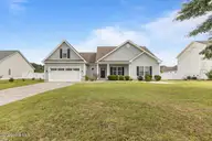 412 Moss Springs Drive, Swansboro, NC 28584 — 3-bedroom home in Coldwater Creek, Swansboro, NC, photo 2 of 32: moss-2