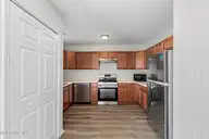 84 Crush Court, Swansboro, NC 28584 — 3-bedroom townhome in Pirates Cove Townhouses, Swansboro, NC, photo 8 of 29: Kitchen