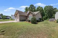 143 Fawnbrook Drive, Four Oaks, NC 27524 — 4-bedroom home, Four Oaks, NC, photo 5 of 37: 004_file_6567