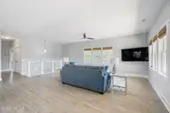108 Dorothy Court, Emerald Isle, NC 28594 — 3-bedroom home in Ocean Crest, Emerald Isle, NC, photo 5 of 43: 10_DSC04111