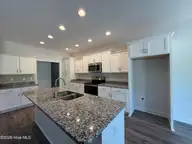 2001 Tarpon Trail, New Bern, NC 28562 — 4-bedroom home in Bluewater Rise, New Bern, NC, photo 21 of 72: IMG_8252