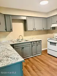 1309 Manchester Road, Kinston, NC 28504 — 3-bedroom home in Old Farm, Kinston, NC, photo 3 of 17: IMG_3429