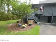 10082 Windward Drive, New Bern, NC 28560 — 2-bedroom townhome in Fairfield Harbour, New Bern, NC, photo 2 of 34: 02_beyc6a5be1174a6f9