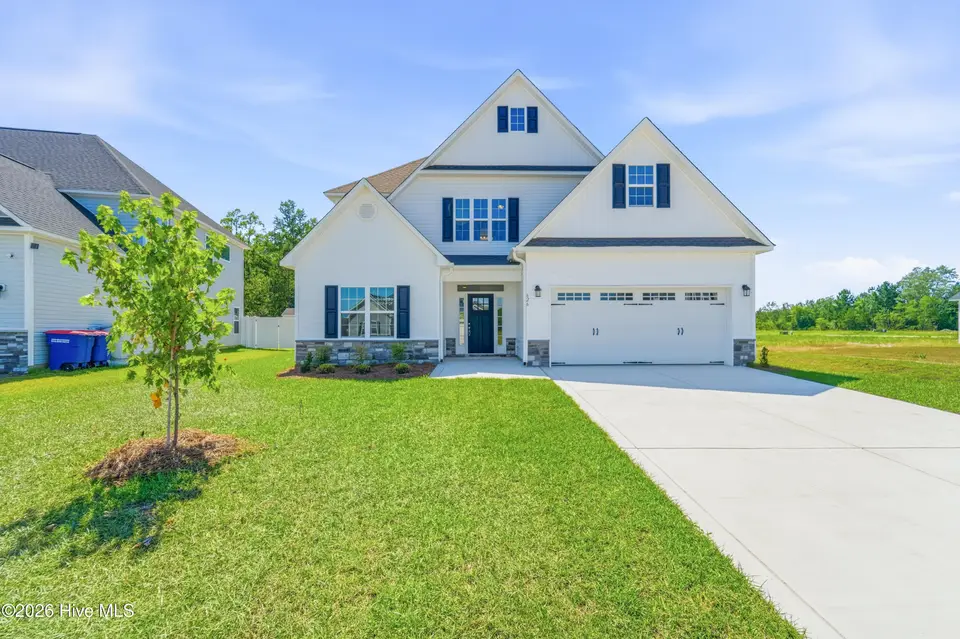 626 Indigo Johnston Drive, Jacksonville, NC 28546 — 4-bedroom home in Onslow Bay, Jacksonville, NC, photo 1 of 43