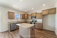 531 Appalachian Trail N, Jacksonville, NC 28546 — 5-bedroom home in Stateside, Jacksonville, NC, photo 12 of 37