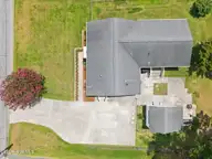 611 Decatur Road, Jacksonville, NC 28540 — 4-bedroom home in Northwoods, Jacksonville, NC, photo 7 of 37
