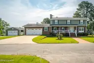 552 Lamont Street, Belhaven, NC 27810 — 4-bedroom home, Belhaven, NC, photo 1 of 42: 552 Lamont