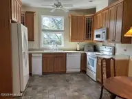 622 S 2nd Street #6, Wilmington, NC 28401 — 3-bedroom townhome in Maritime Square, Wilmington, NC, photo 11 of 27