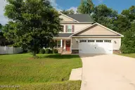305 Ridge Land Court, Maysville, NC 28555 — 4-bedroom home in Waterford Ridge, Maysville, NC, photo 1 of 37