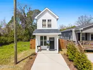 1309 Marsdon Avenue, Wilmington, NC 28401 — 3-bedroom home in Downtown, Wilmington, NC, photo 1 of 22: 2-web-or-mls-cammediallc.com (8 of 41)