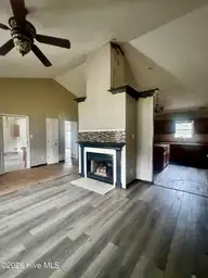 111 Quail Creek Drive, Hubert, NC 28539 — 3-bedroom home in Quail Creek, Hubert, NC, photo 2 of 25