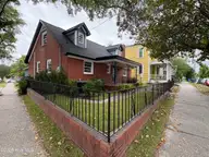 722 Red Cross Street, Wilmington, NC 28401 — 4-bedroom home in Rankin Place North, Wilmington, NC, photo 5 of 54: 722RedCrosscornerpic