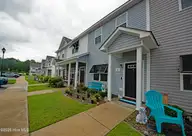 7 Catalina Circle, Swansboro, NC 28584 — 2-bedroom townhome in Hammocks Port Swansboro, Swansboro, NC, photo 3 of 41