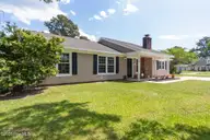 1008 Brynn Marr Road, Jacksonville, NC 28546 — 3-bedroom home in Brynn Marr, Jacksonville, NC, photo 6 of 49: 1008 Brynn Marr-6