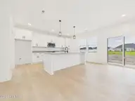 305 Spinnaker Street, Elizabeth City, NC 27909 — 5-bedroom home in Tooley Harbor, Elizabeth City, NC, photo 8 of 42: CAM06278G6-PR0053-STILL008