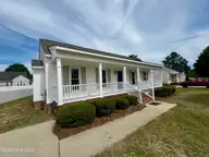 4110 Lexington Drive NW, Wilson, NC 27896 — 3-bedroom home in Village, Wilson, NC, photo 3 of 12: IMG_6483