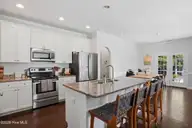 247 Bloomington Lane, Wilmington, NC 28411 — 4-bedroom home in Wendover South, Wilmington, NC, photo 13 of 45: 13_247_bloomington_ln_013