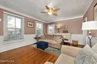 813 N Craven Street, New Bern, NC 28560 — 2-bedroom home, New Bern, NC, photo 8 of 39: 813 N Craven Street, New Bern, NC 28560