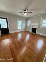 905 Chestnut Street, Tarboro, NC 27886 — 3-bedroom home, Tarboro, NC, photo 5 of 21: 905 CHESTNUT LIVING ROOM1A