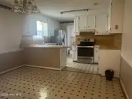 1310 Clingman Street, Goldsboro, NC 27534 — 4-bedroom home, Goldsboro, NC, photo 11 of 40: IMG_4225