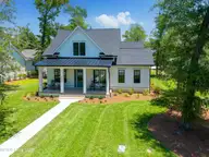 3706 Barnesmore Drive, Castle Hayne, NC 28429 — 4-bedroom waterfront home in River Bluffs, Castle Hayne, NC, photo 9 of 70