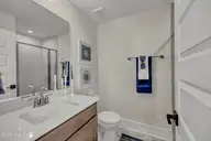 1028 Doe Place, Wilmington, NC 28409 — 4-bedroom home in Fawn Valley, Wilmington, NC, photo 22 of 41: 16- HHHunt Homes Grayson Full Bathroom o