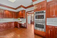 1946 S Live Oak Parkway, Wilmington, NC 28403 — 5-bedroom home in Oleander Estates, Wilmington, NC, photo 19 of 73: 17_kitchen