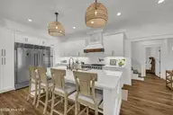 607 Harper Avenue, Carolina Beach, NC 28428 — 5-bedroom home in Heart of Carolina Beach, Carolina Beach, NC, photo 17 of 64: 9iL3-WYc