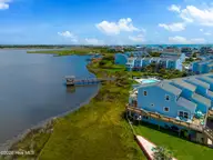 35 Bermuda Landing Place, North Topsail Beach, NC 28460 — 4-bedroom waterfront home in Bermuda Landing, North Topsail Beach, NC, photo 4 of 49