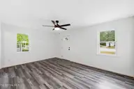 910 Simmons Street, New Bern, NC 28560 — 2-bedroom home, New Bern, NC, photo 9 of 26: 11-web-or-mls-0C0A5098