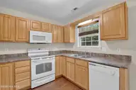 321 Rose Bud Lane, Holly Ridge, NC 28445 — 3-bedroom home in Neighborhoods of Holly Ridge, Holly Ridge, NC, photo 10 of 27