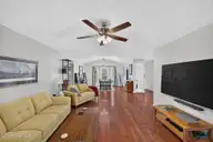 111 Dron Place, Wilmington, NC 28409 — 4-bedroom home in The Thickett, Wilmington, NC, photo 5 of 37: 111DronPlace-16