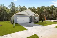 1028 Minnette Circle, New Bern, NC 28562 — 4-bedroom home in West New Bern, New Bern, NC, photo 3 of 31: 1028 Minnette Circle